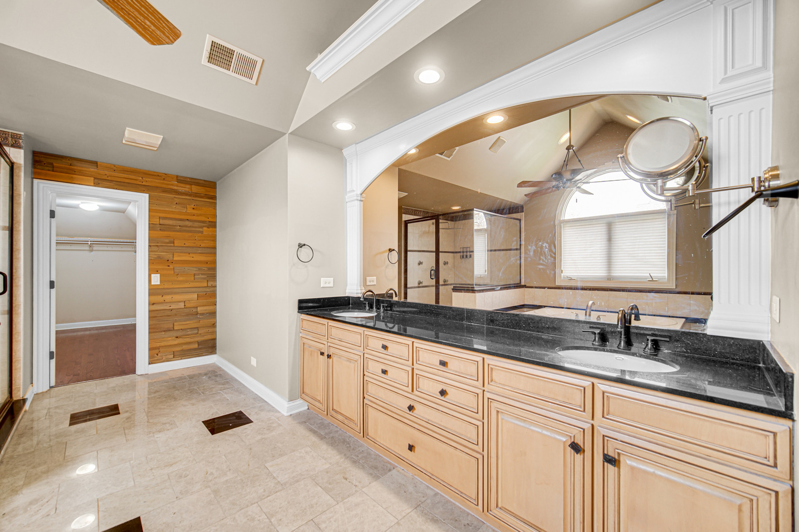 3N777 Walt Whitman Road, St. Charles, IL 60175