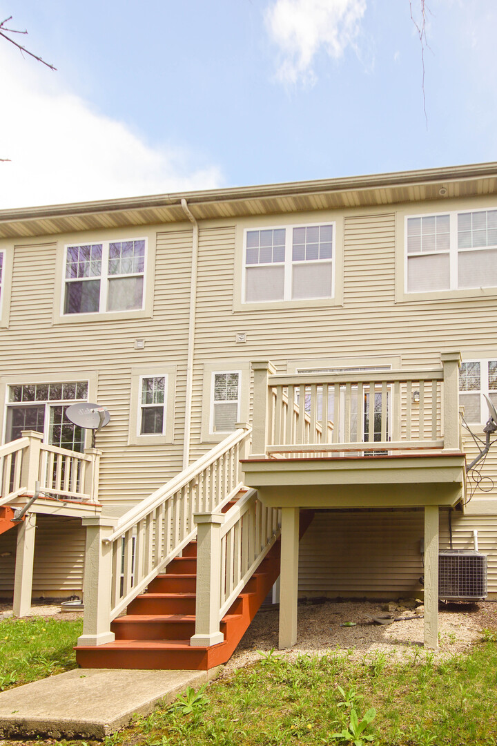 3373 Kentshire Square, Aurora, IL 60504
