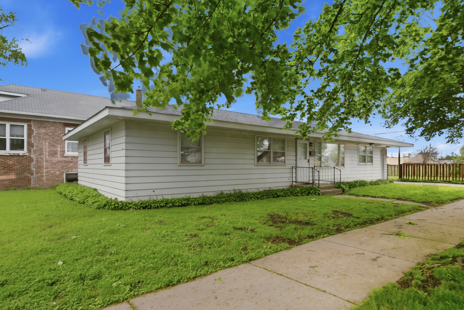 3245 Halsted Street, Steger, IL 60475