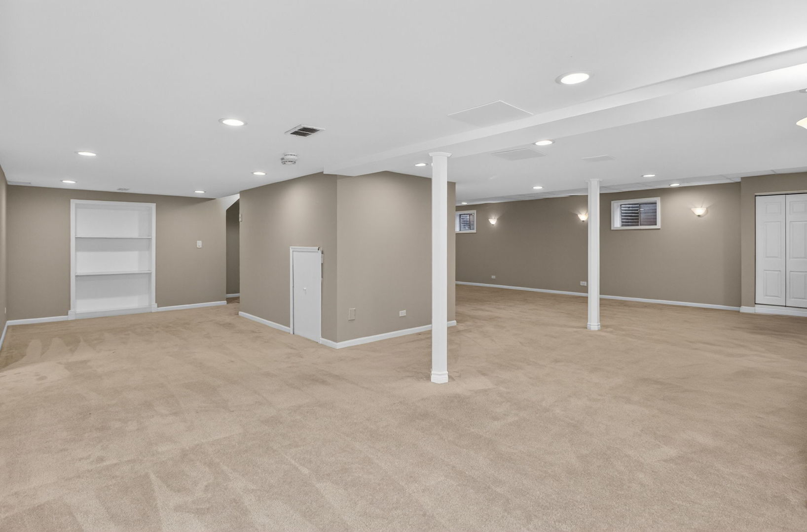 406 E Diane Drive, Palatine, IL 60074