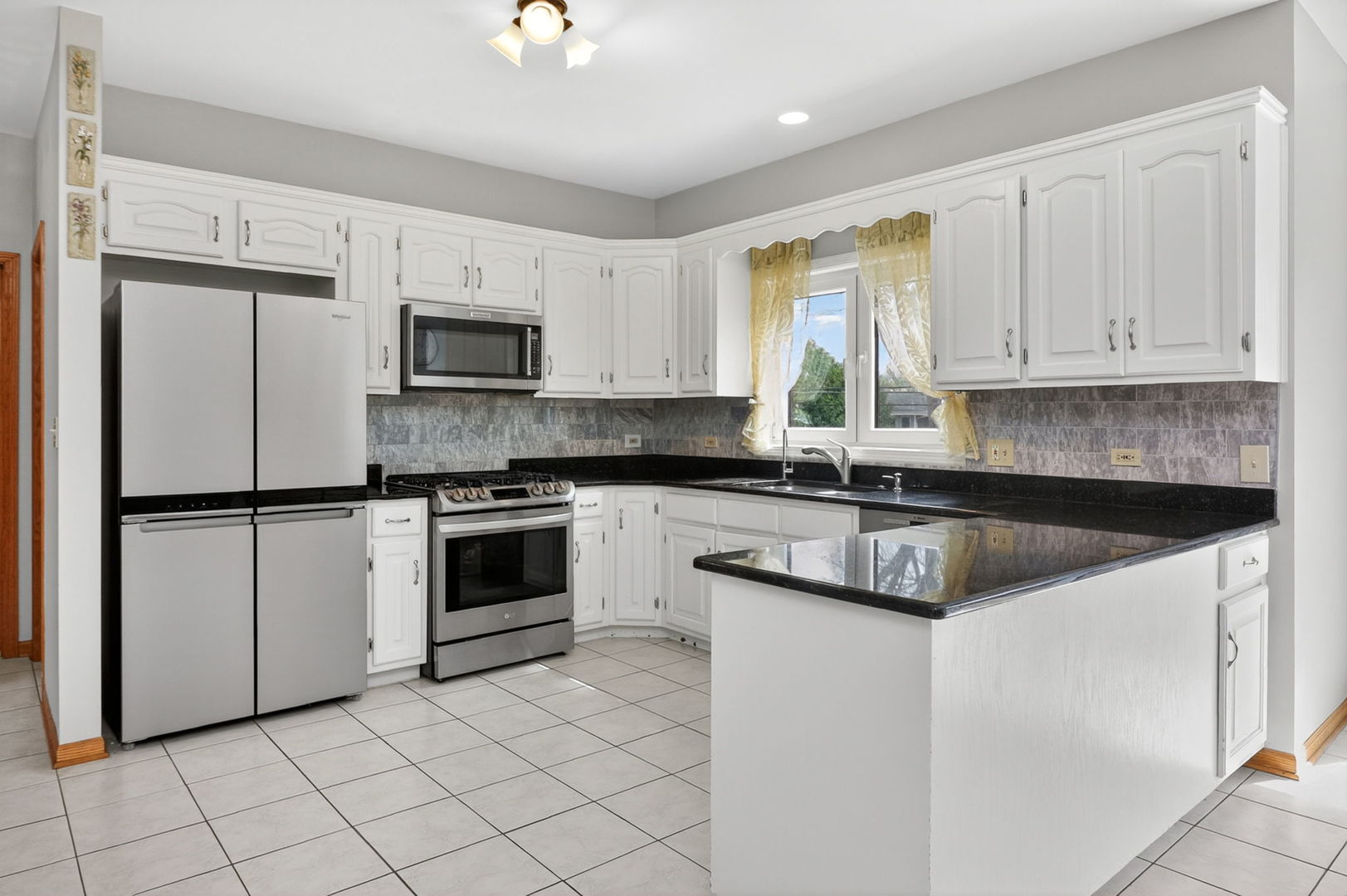 406 E Diane Drive, Palatine, IL 60074