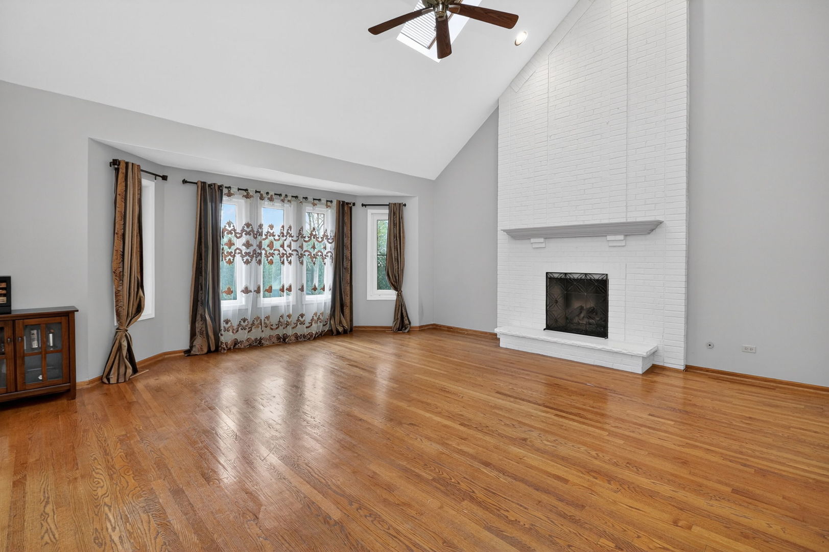 406 E Diane Drive, Palatine, IL 60074