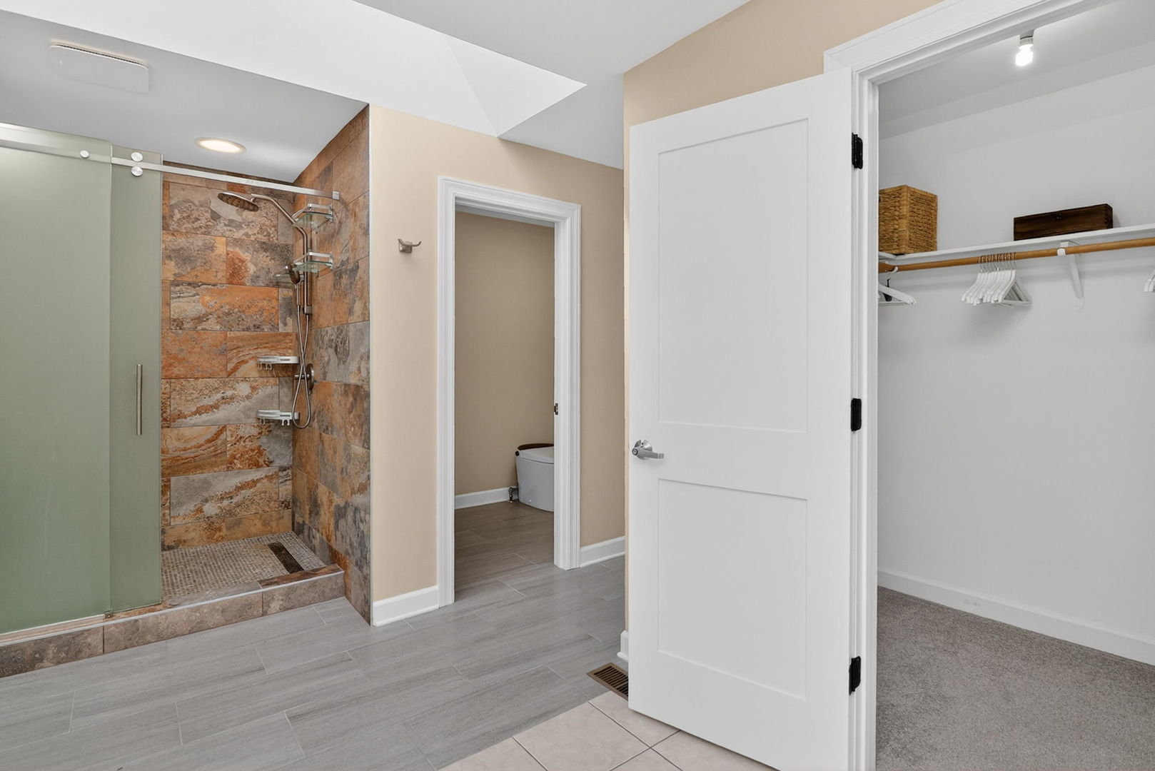 406 E Diane Drive, Palatine, IL 60074