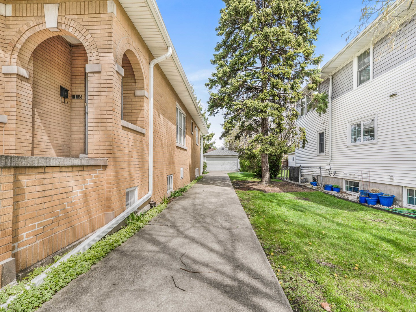 1118 Garden Street, Park Ridge, IL 60068