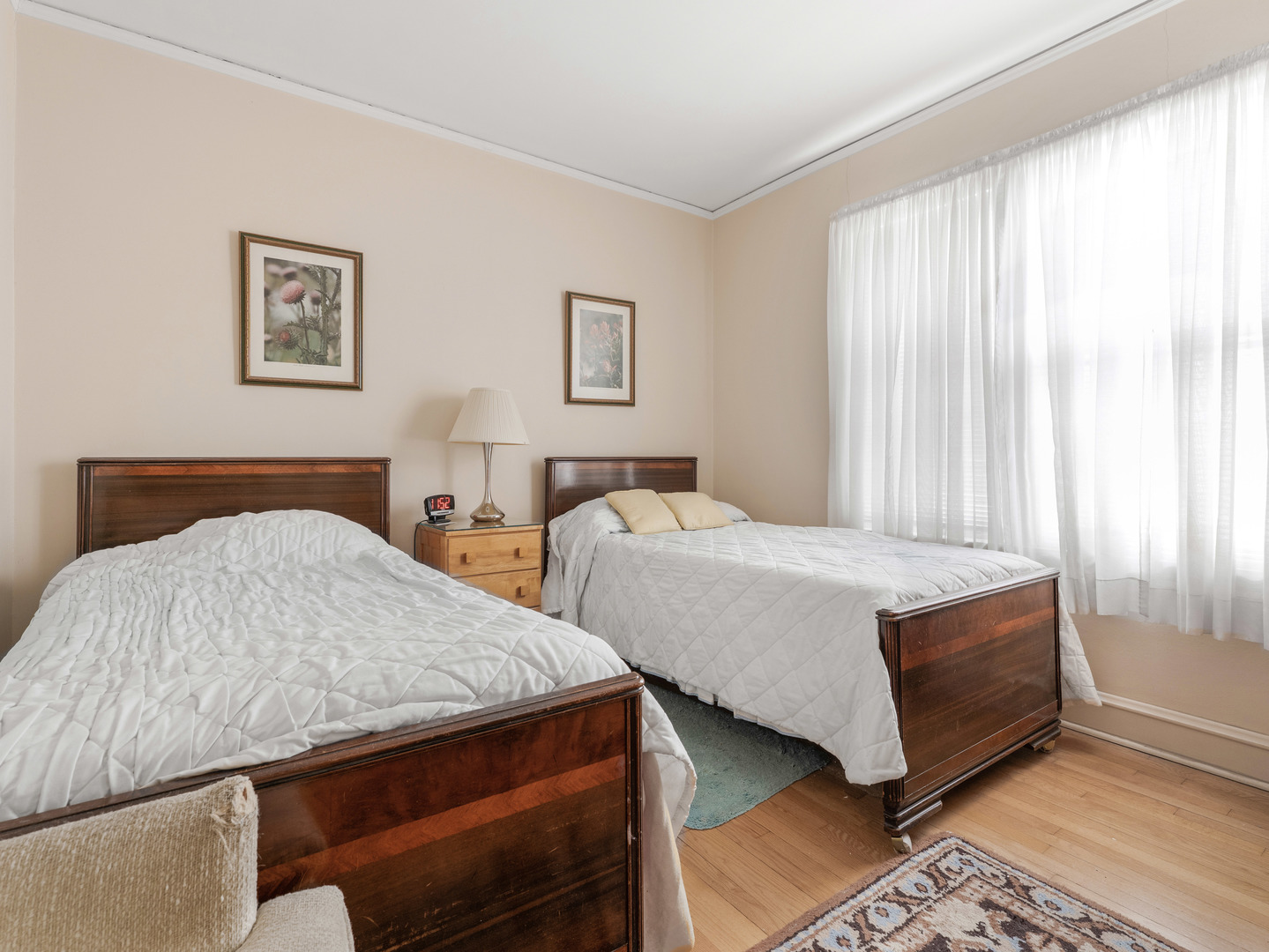 1118 Garden Street, Park Ridge, IL 60068