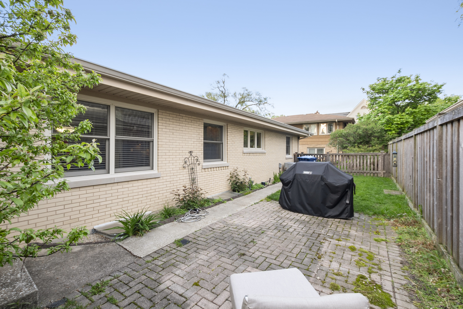 5301 howard Avenue, Western Springs, IL 60558