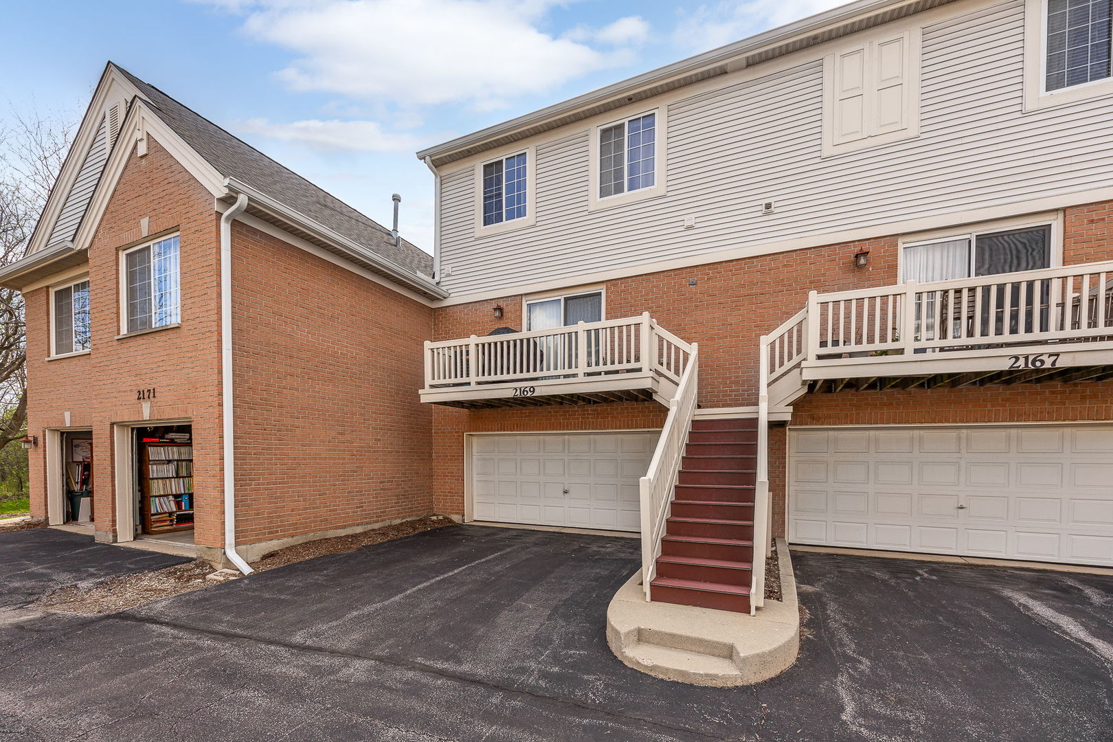 2169 W Concord Lane, Addison, IL 60101