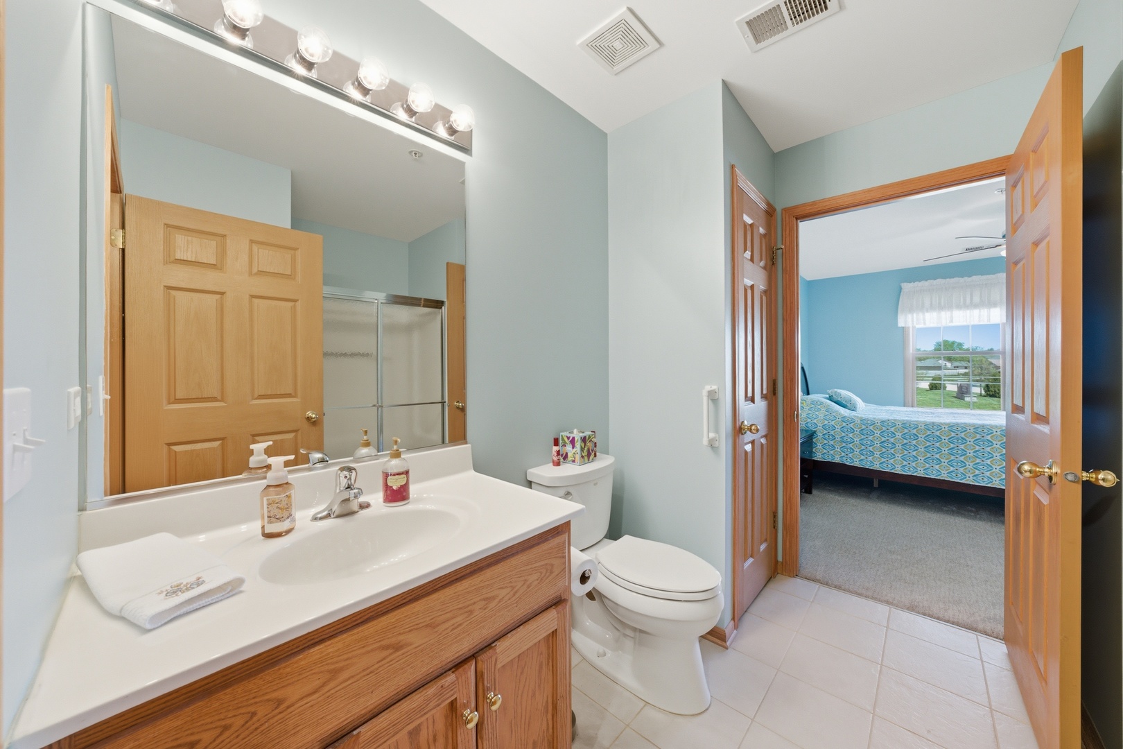 20345 S RAINFORD Drive #2C, Frankfort, IL 60423