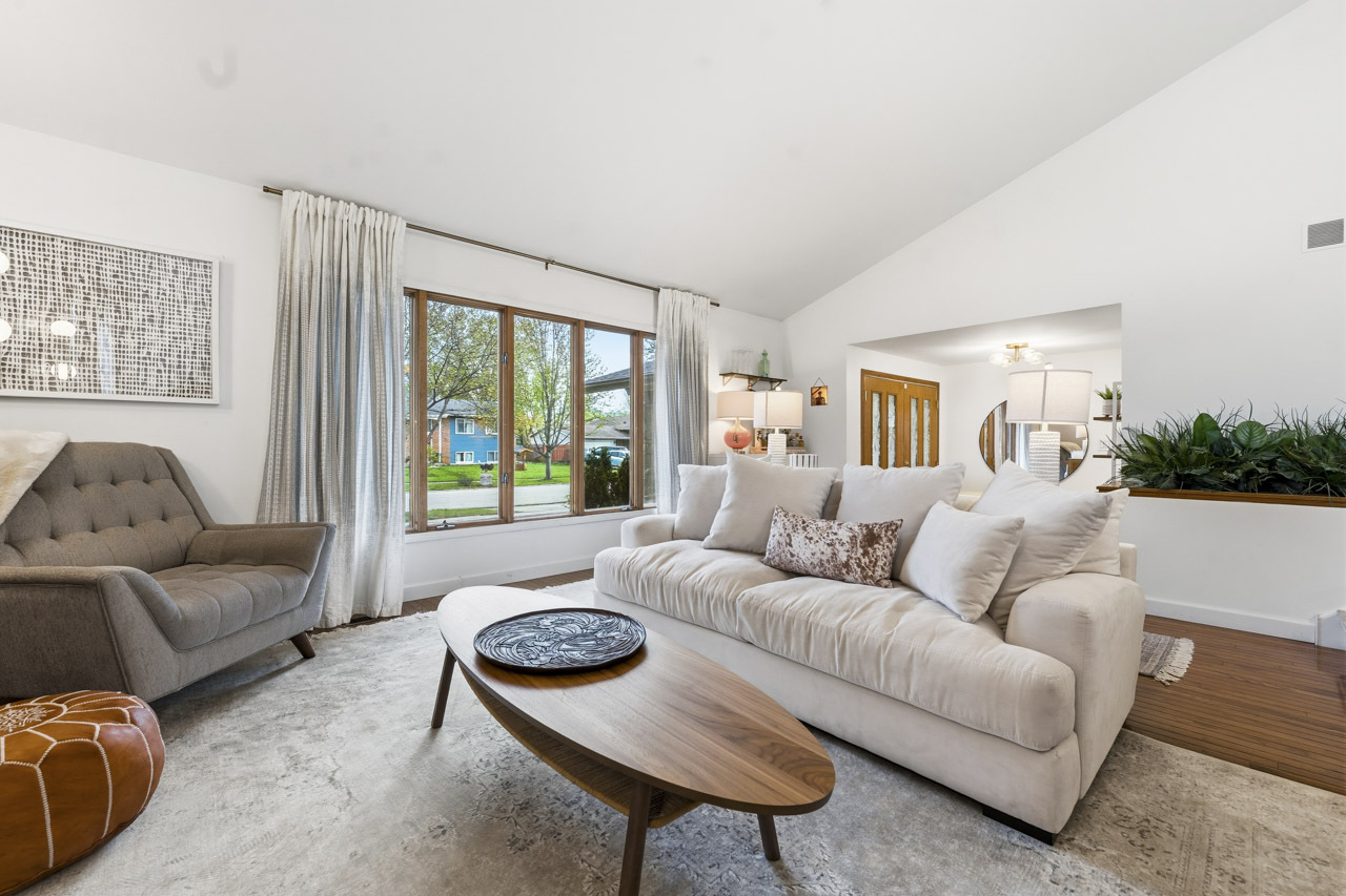 424 Assembly Drive, Bolingbrook, IL 60440