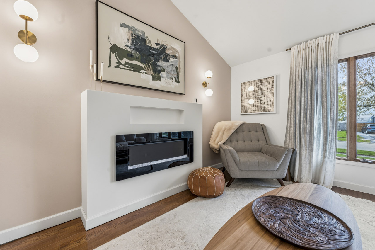 424 Assembly Drive, Bolingbrook, IL 60440