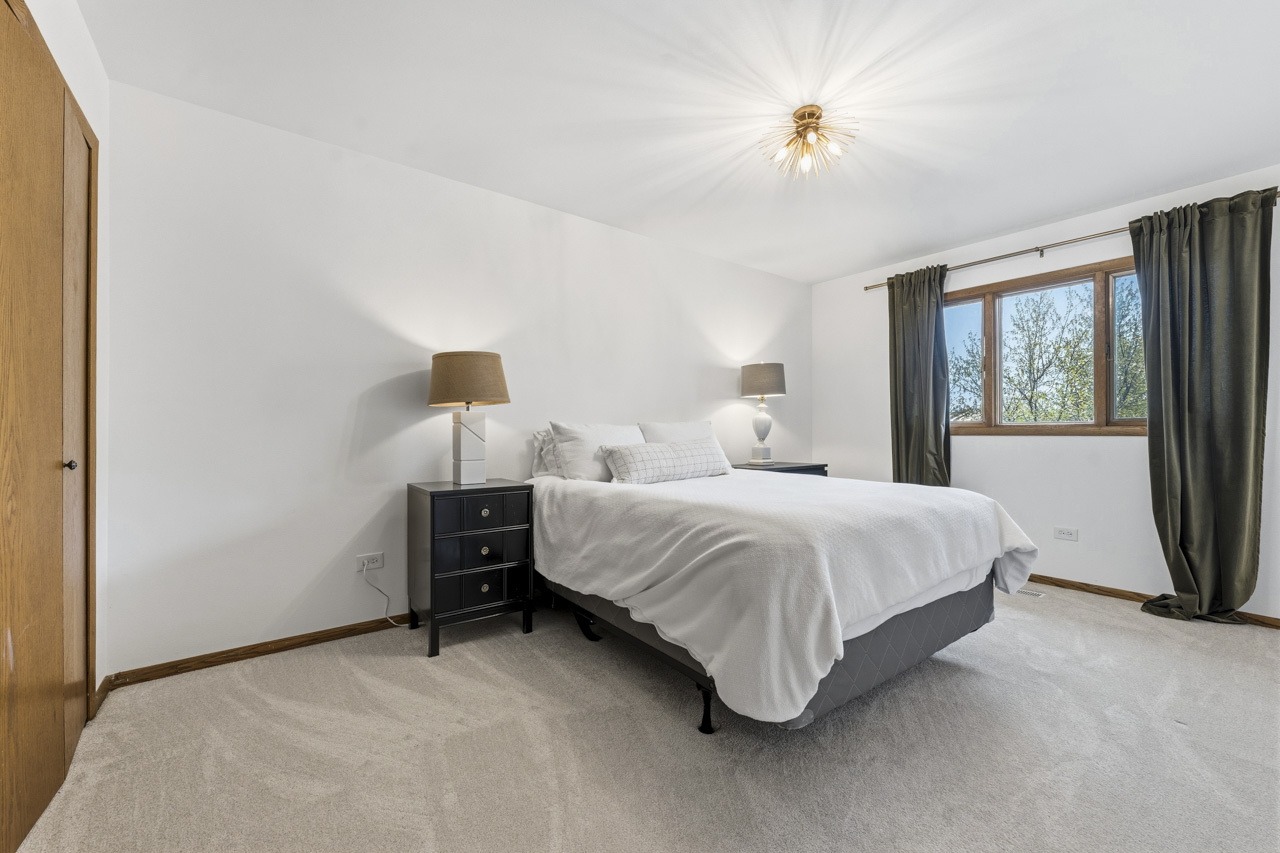 424 Assembly Drive, Bolingbrook, IL 60440