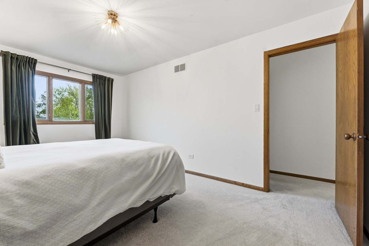 424 Assembly Drive, Bolingbrook, IL 60440