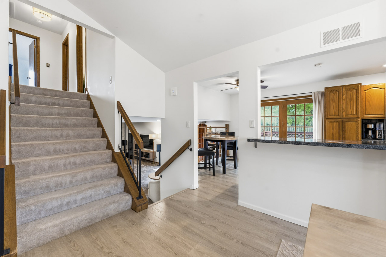 424 Assembly Drive, Bolingbrook, IL 60440