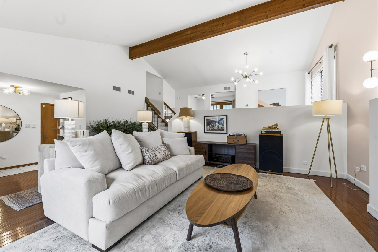 424 Assembly Drive, Bolingbrook, IL 60440