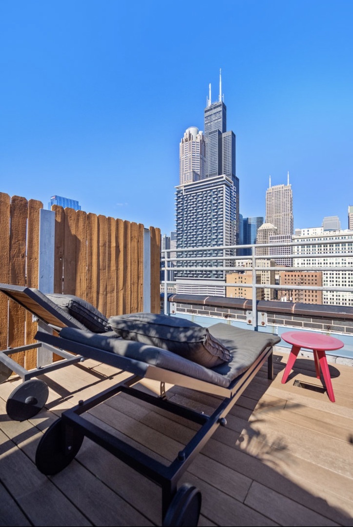 161 W Harrison Street #708, Chicago, IL 60605