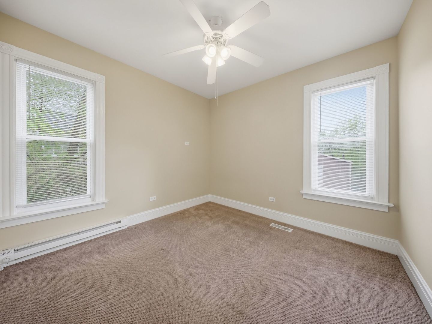 143 S Liberty Street, Elgin, IL 60120