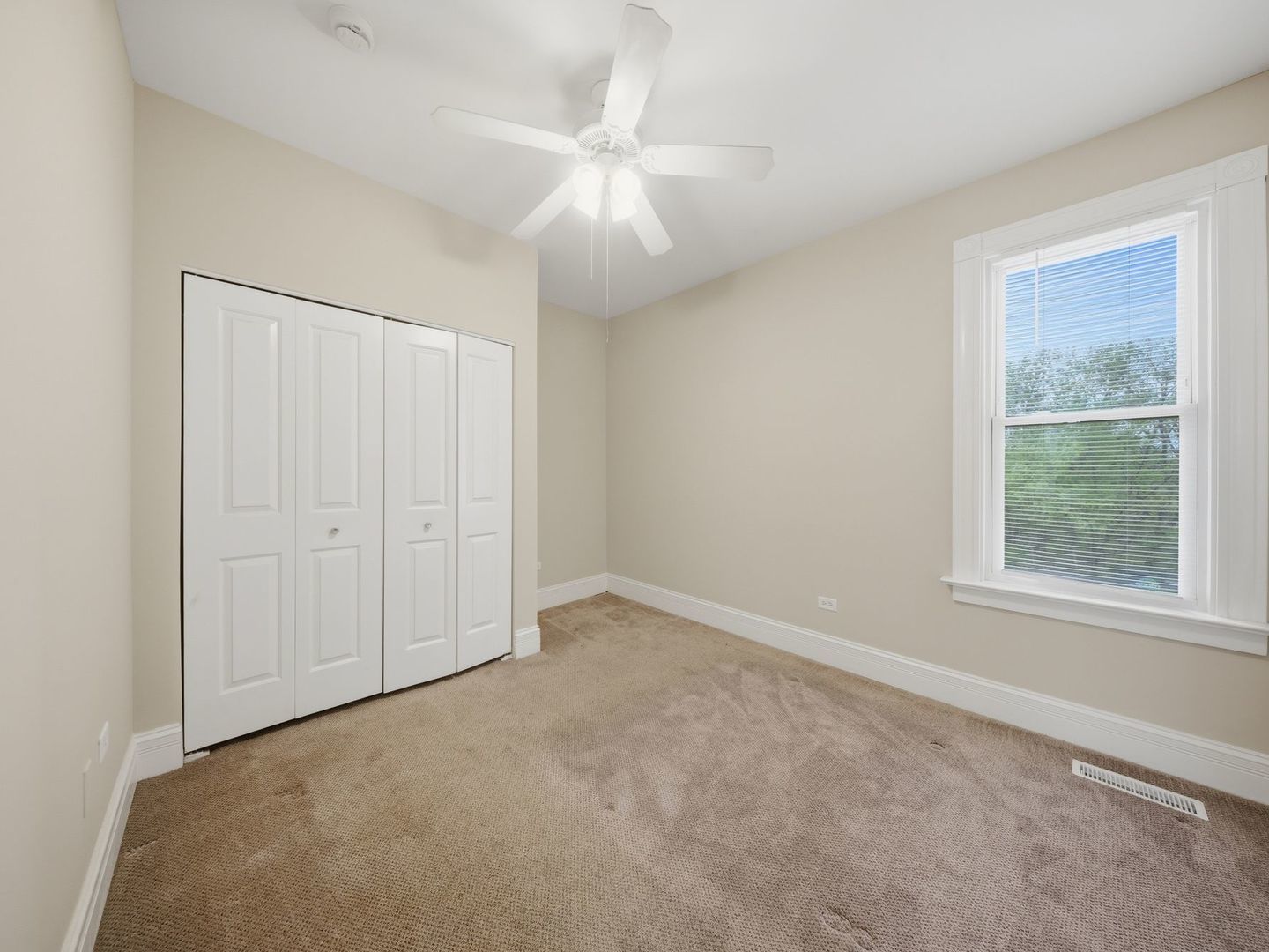 143 S Liberty Street, Elgin, IL 60120