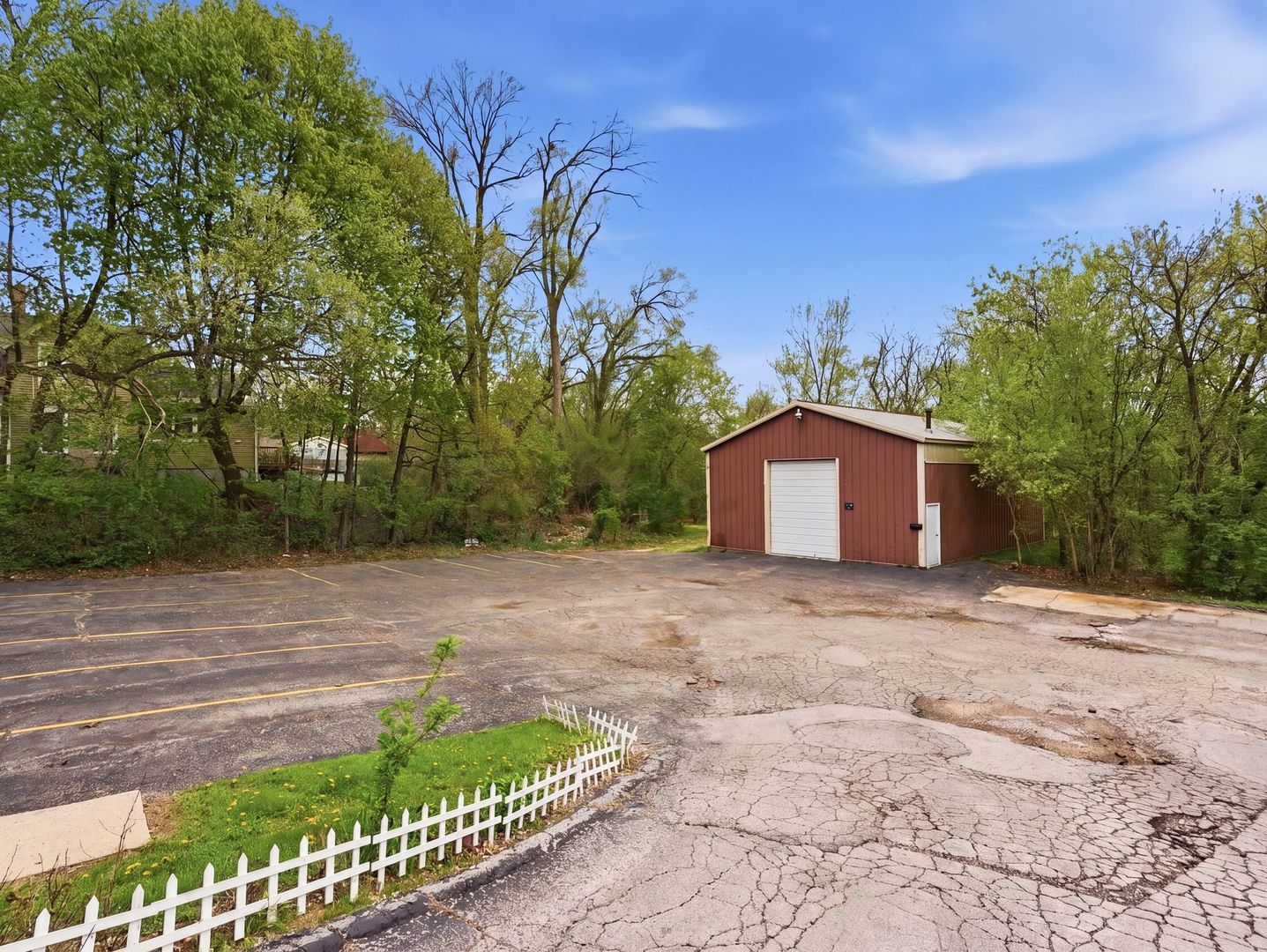 143 S Liberty Street, Elgin, IL 60120