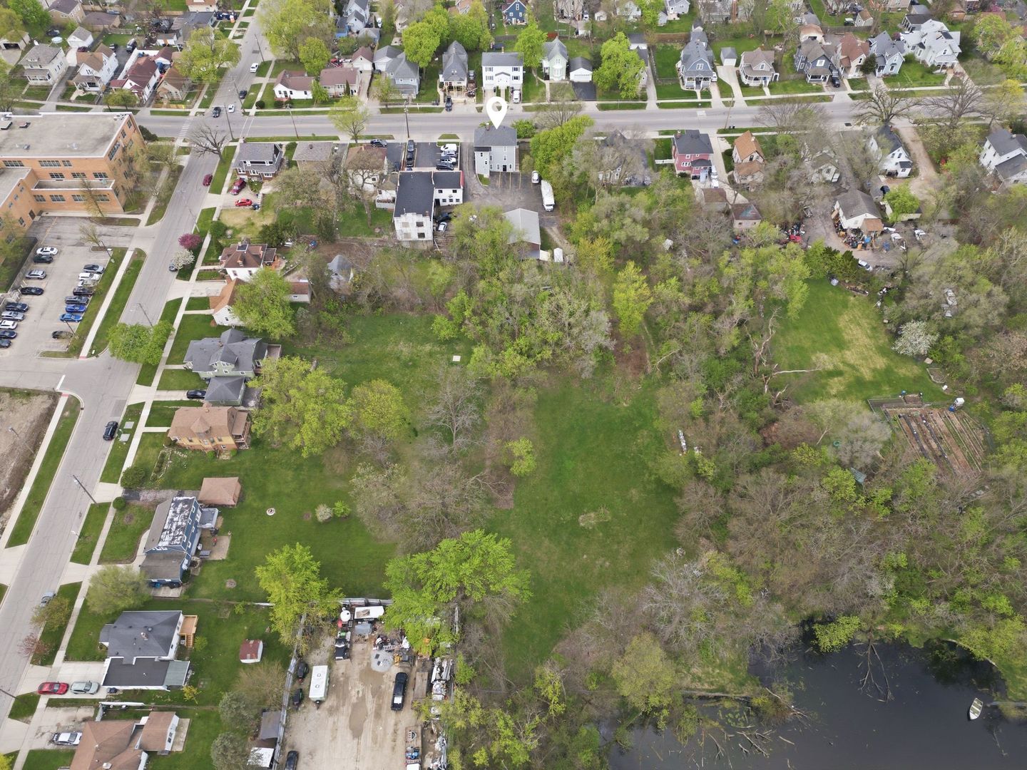 143 S Liberty Street, Elgin, IL 60120