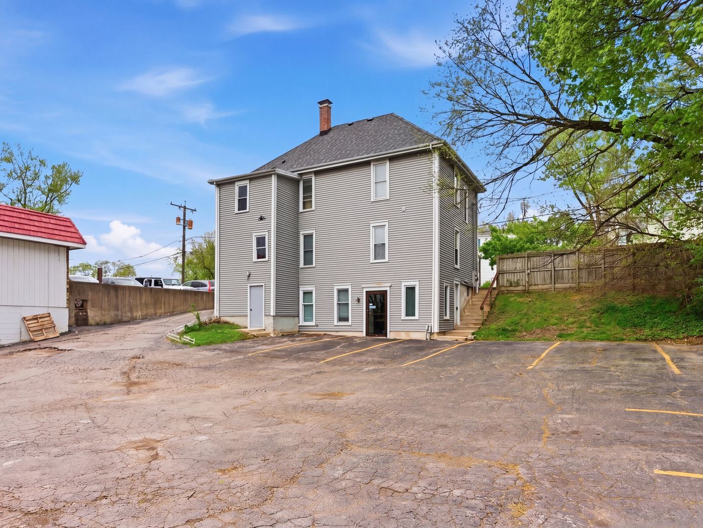 143 S Liberty Street, Elgin, IL 60120