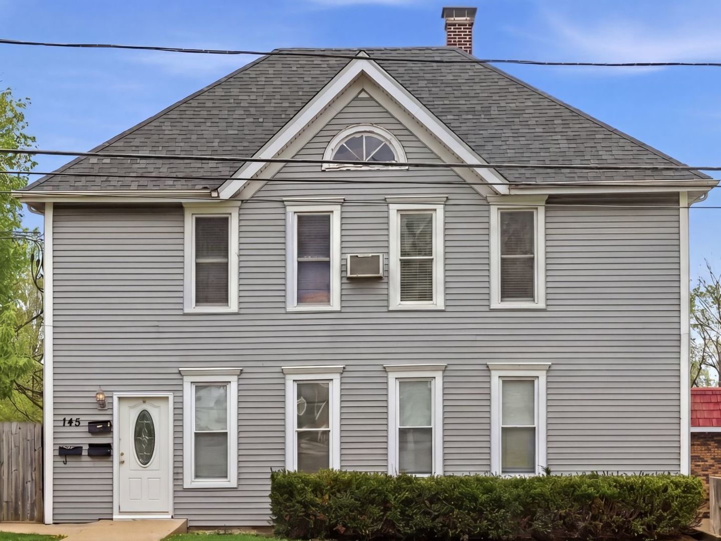 143 S Liberty Street, Elgin, IL 60120