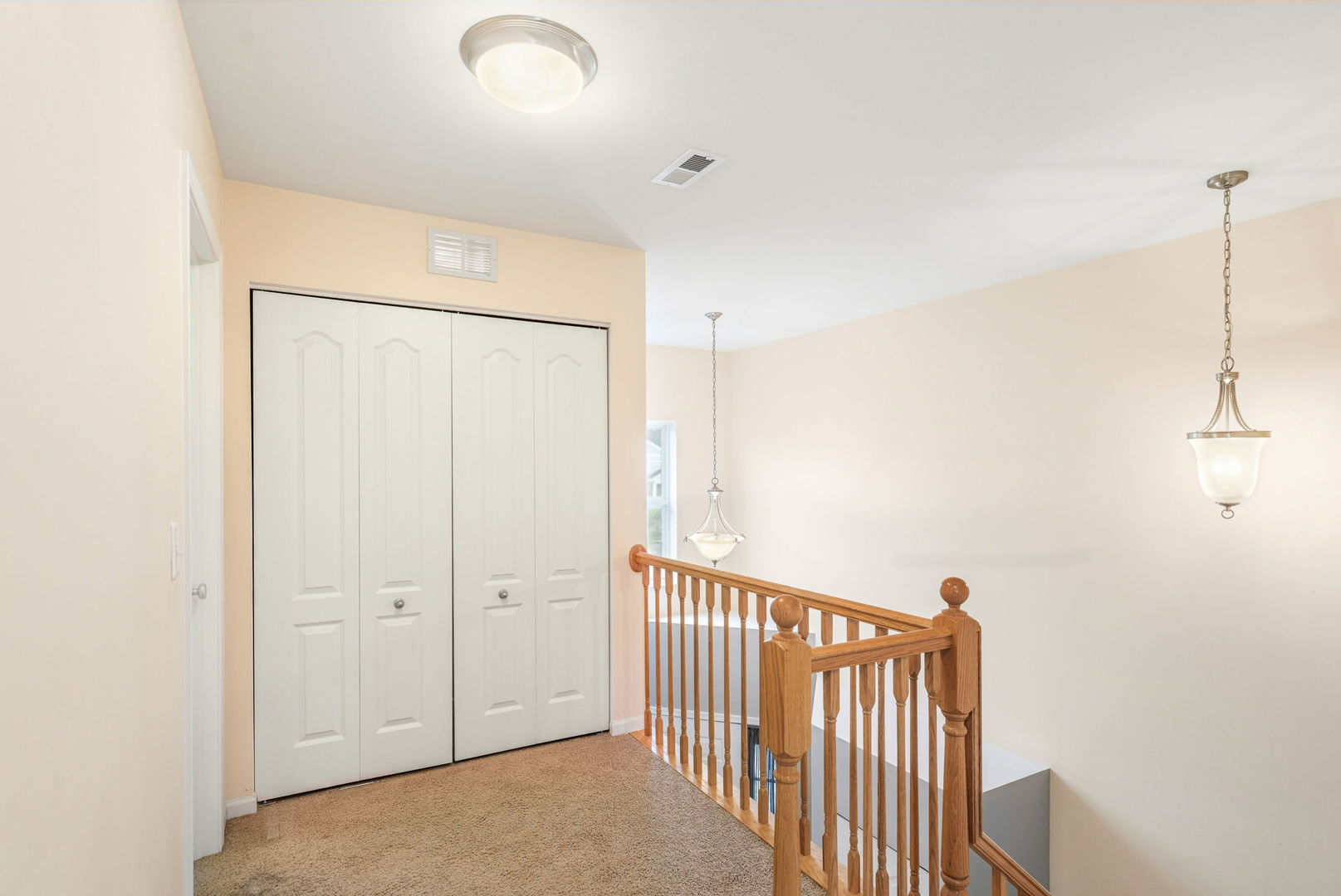 28088 W Niagara Street, Lakemoor, IL 60051