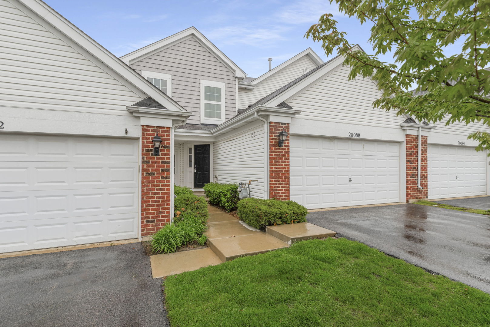 28088 W Niagara Street, Lakemoor, IL 60051