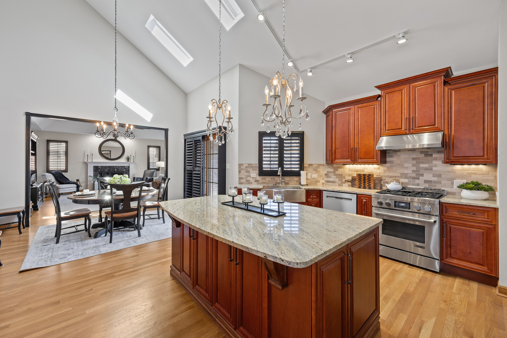 17131 Warbler Lane, Orland Park, IL 60467