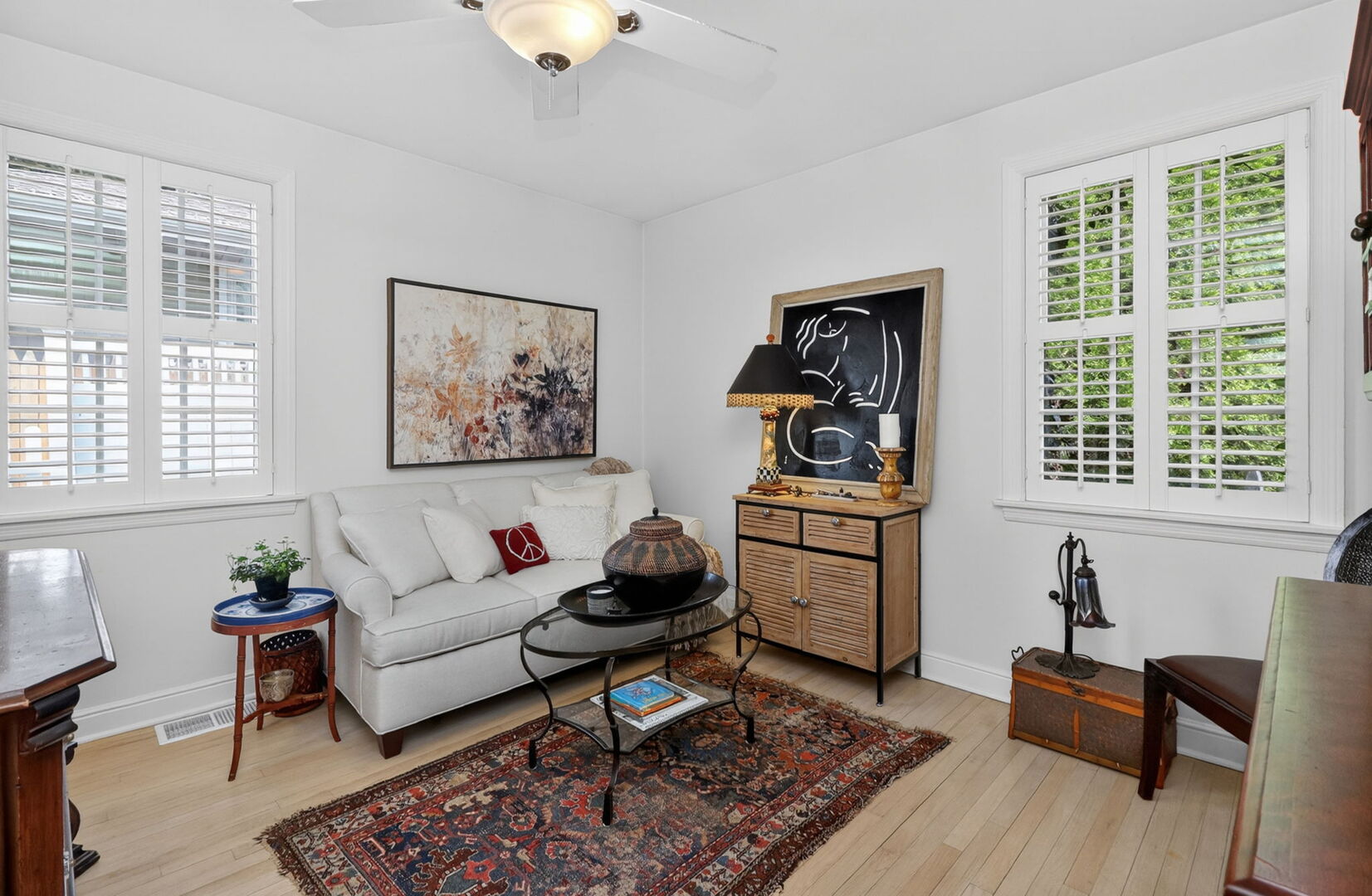 284 Chesterfield Avenue, Glen Ellyn, IL 60137