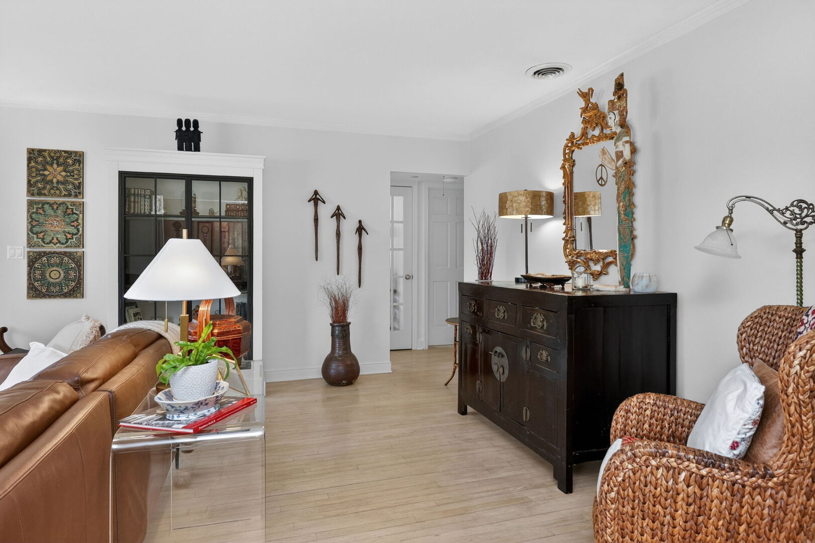 284 Chesterfield Avenue, Glen Ellyn, IL 60137