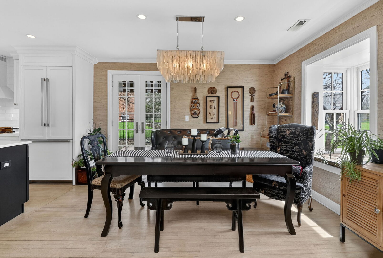 284 Chesterfield Avenue, Glen Ellyn, IL 60137