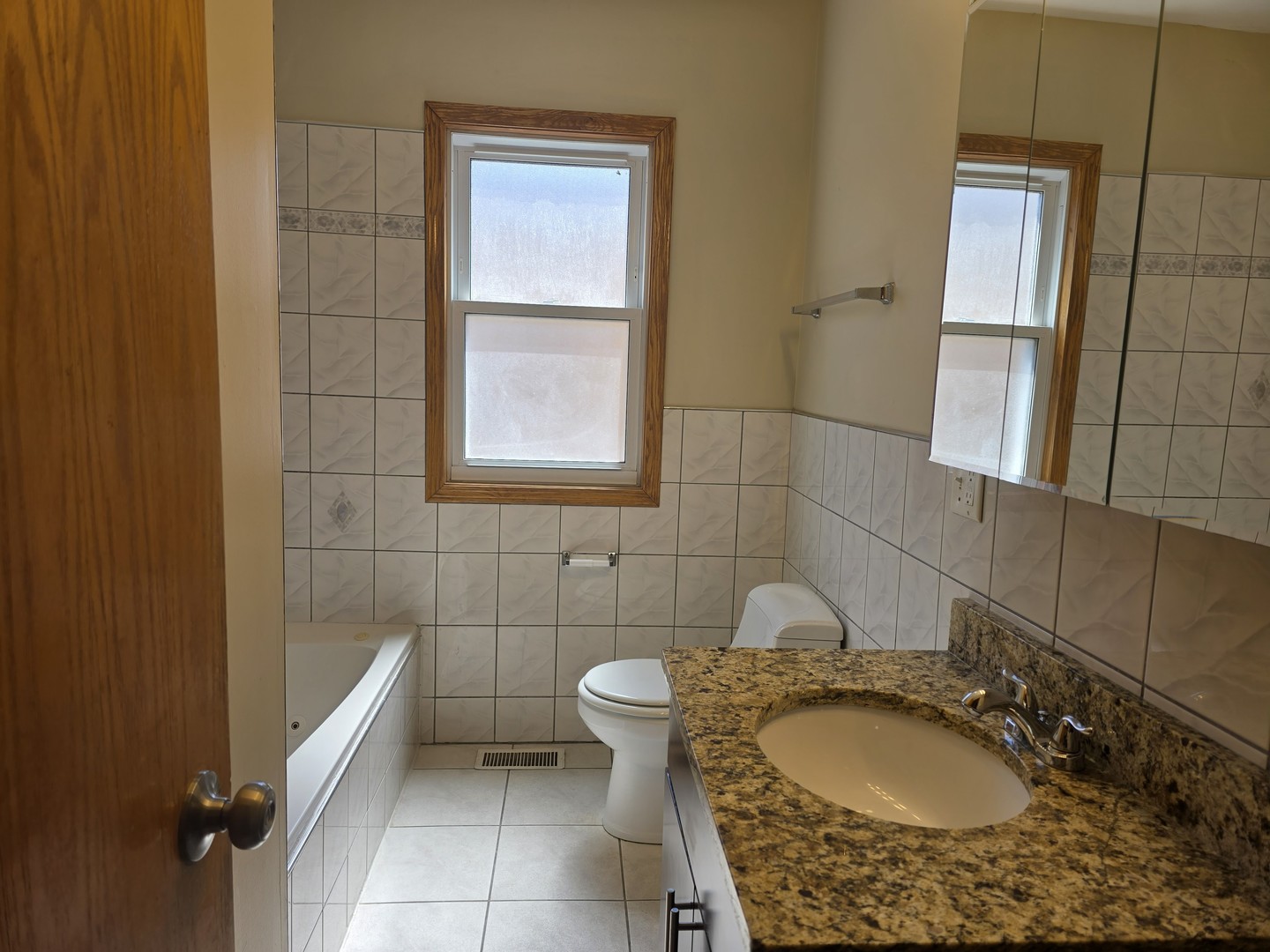 3549 N Octavia Avenue, Chicago, IL 60634