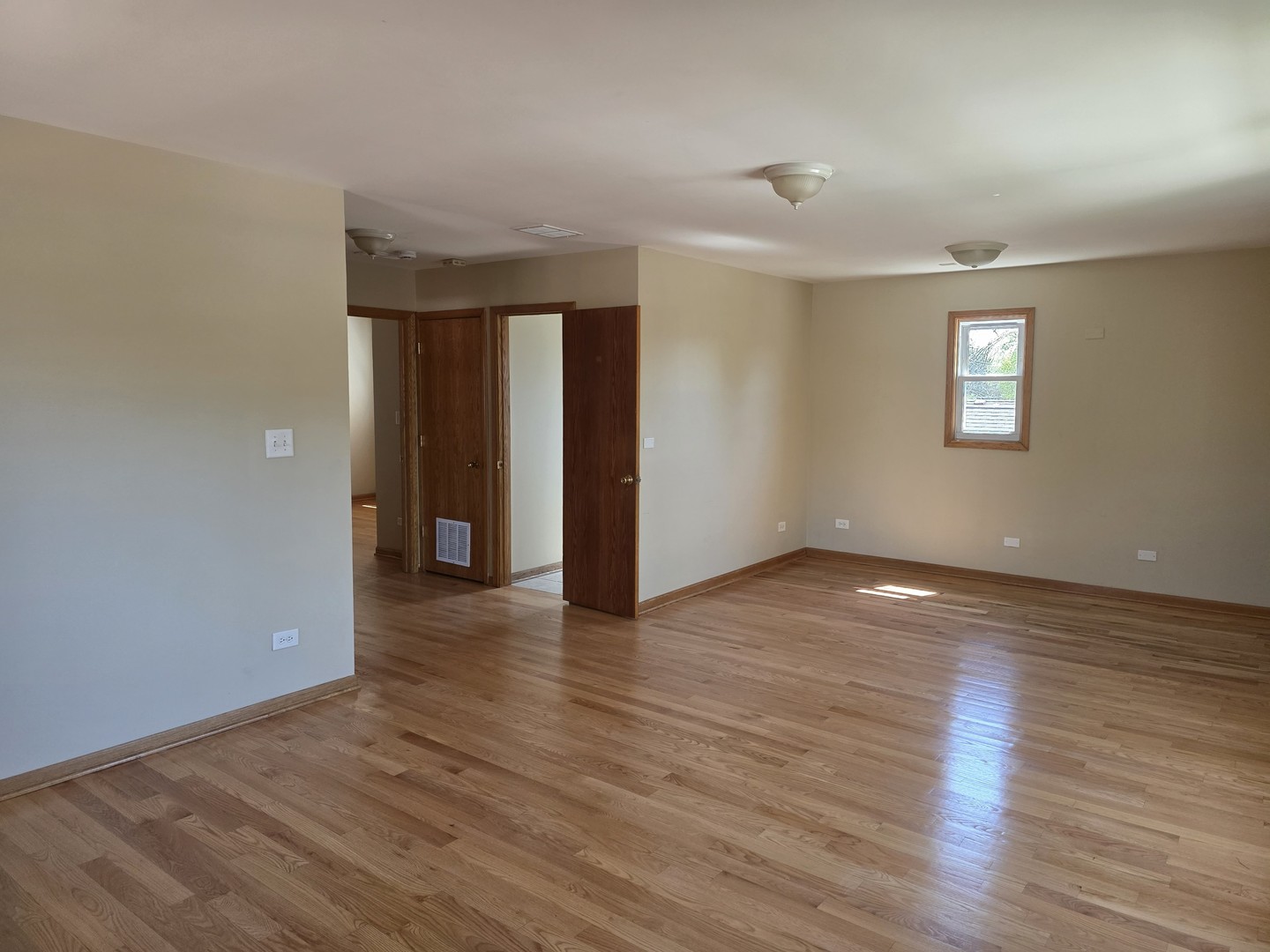 3549 N Octavia Avenue, Chicago, IL 60634