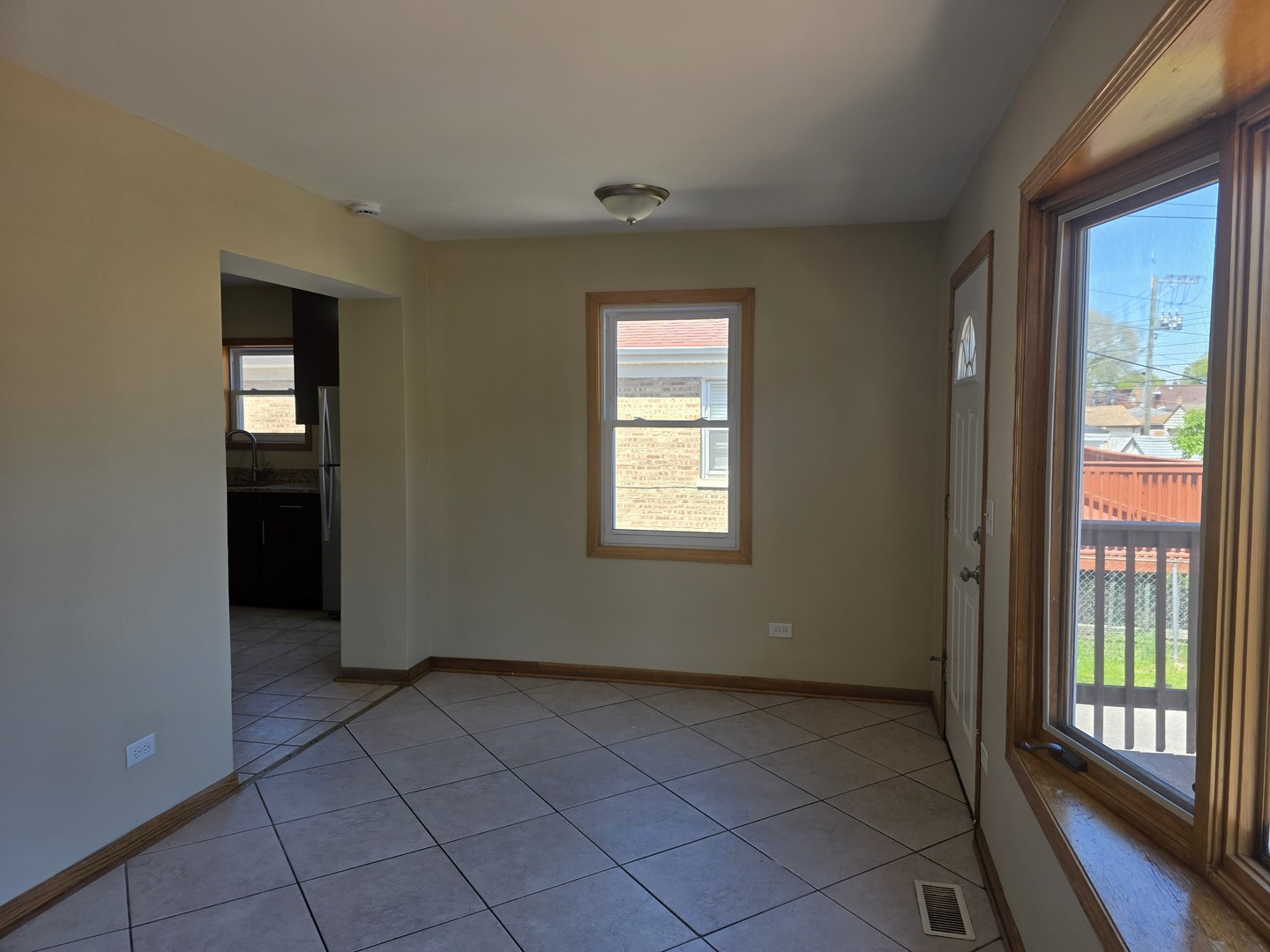 3549 N Octavia Avenue, Chicago, IL 60634