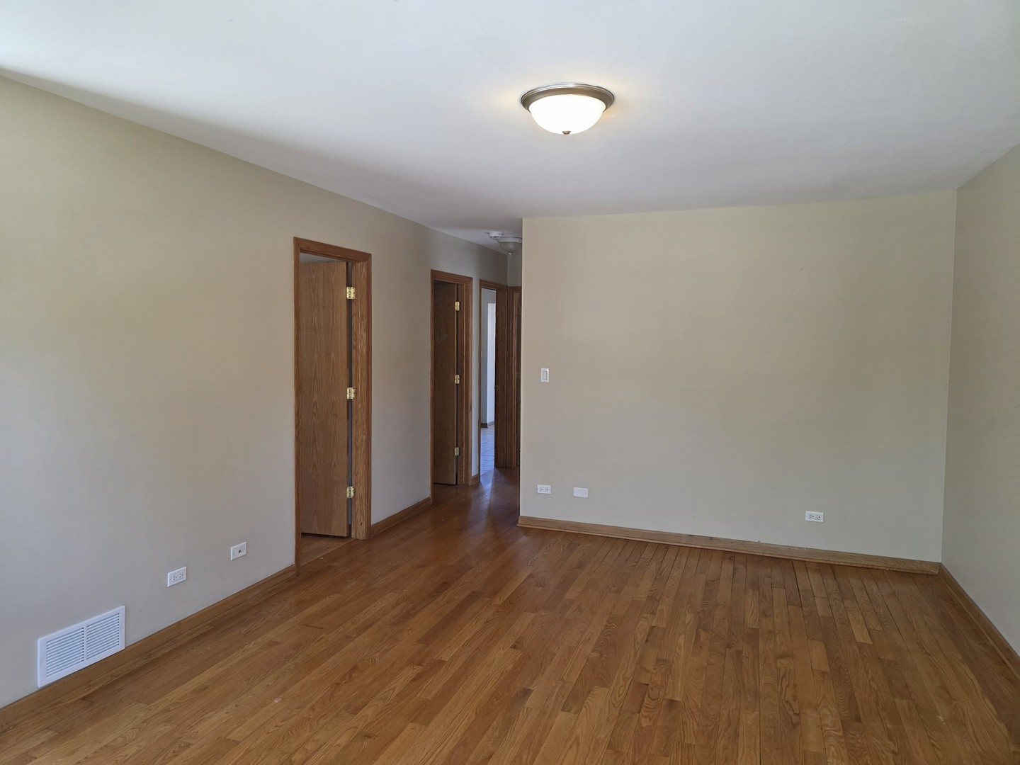 3549 N Octavia Avenue, Chicago, IL 60634