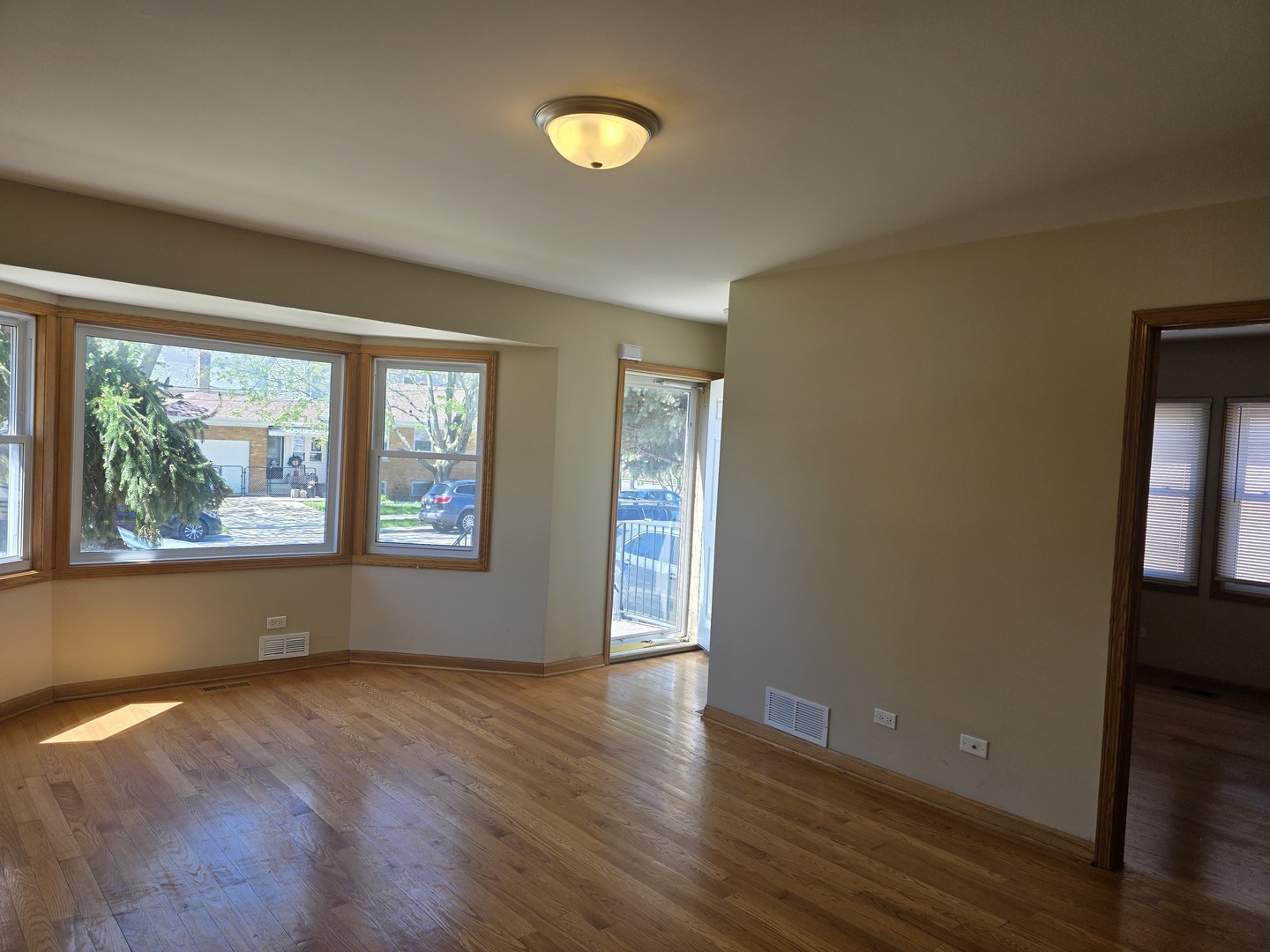 3549 N Octavia Avenue, Chicago, IL 60634