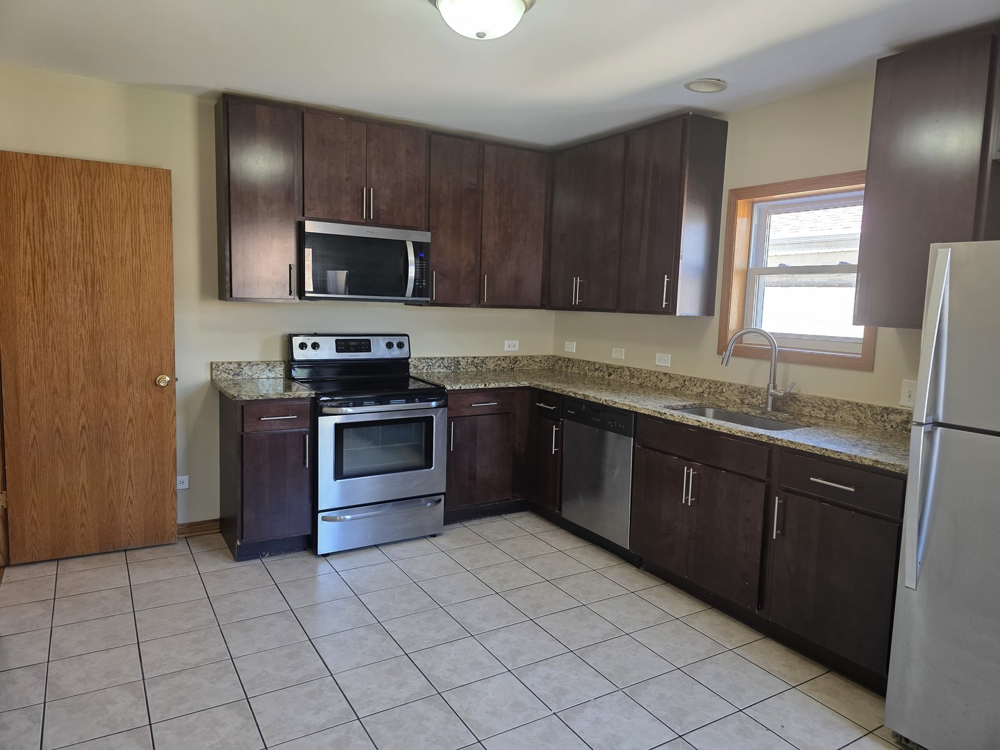 3549 N Octavia Avenue, Chicago, IL 60634