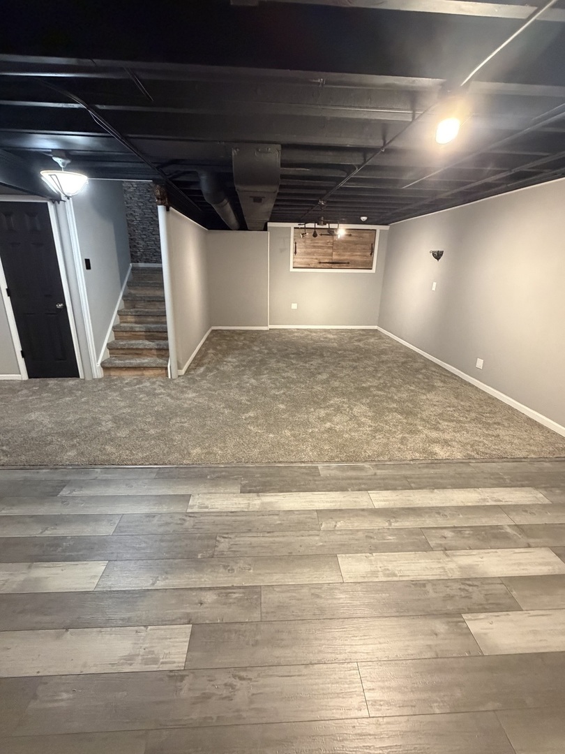 658 N Silver Leaf Lane, Round Lake, IL 60073