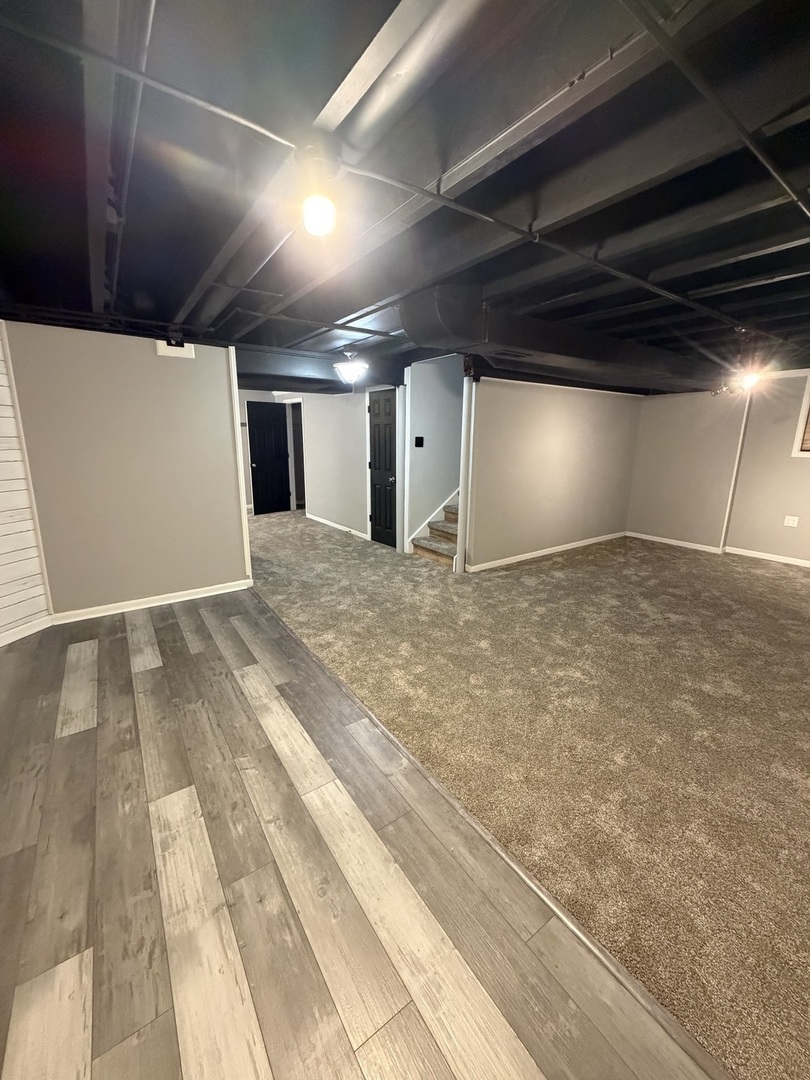 658 N Silver Leaf Lane, Round Lake, IL 60073