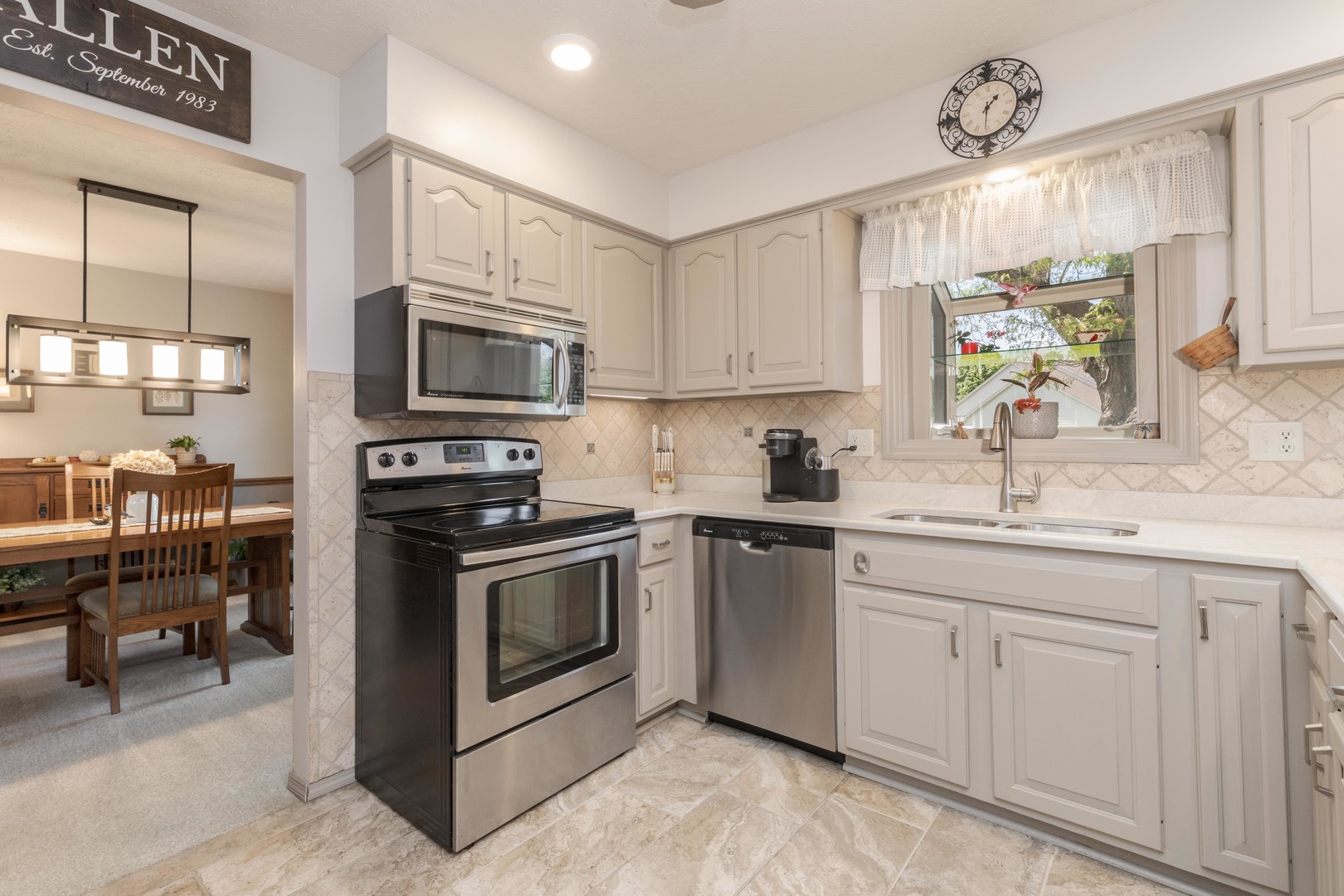 Bloomington, IL 61705