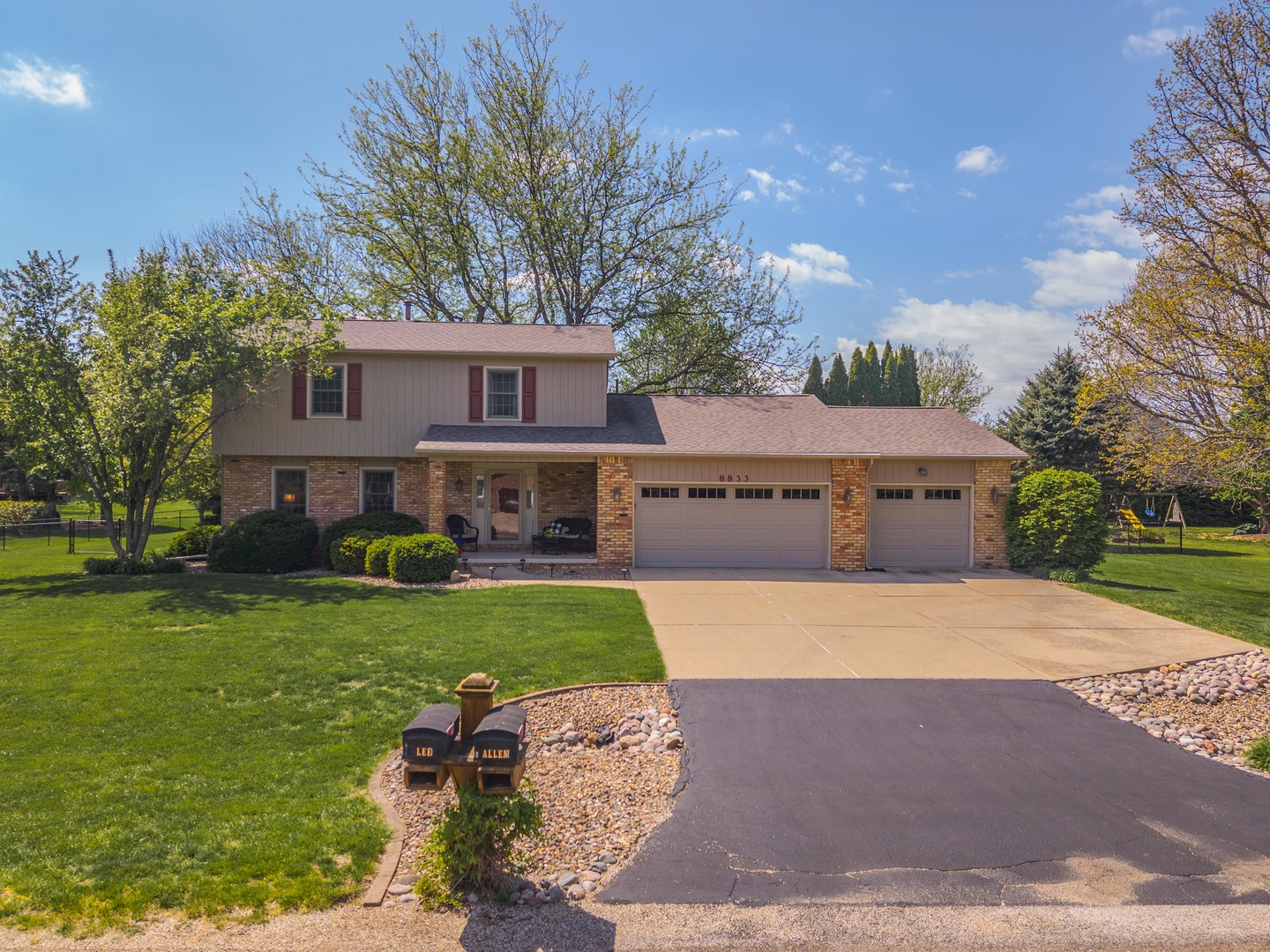 Bloomington, IL 61705