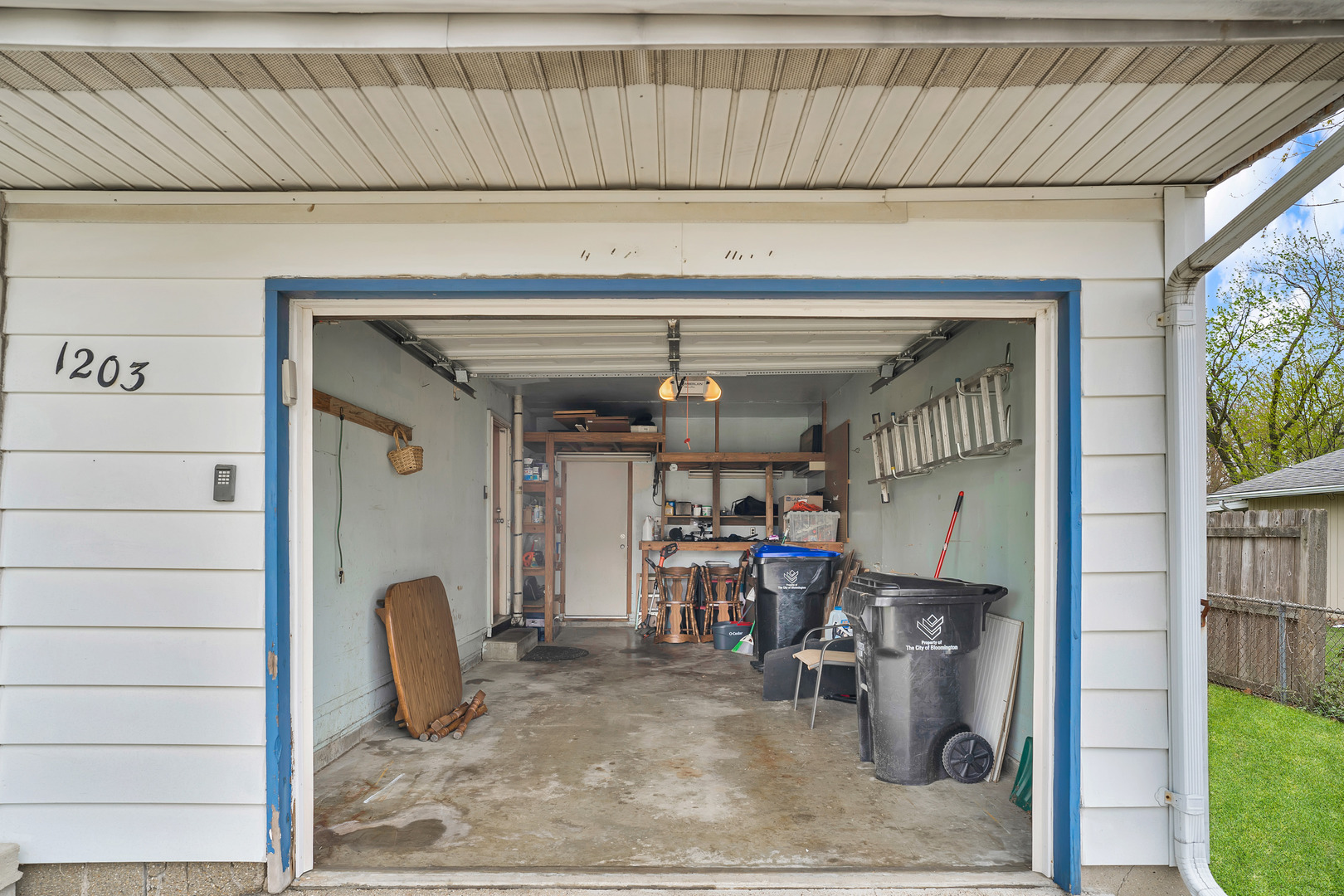 1203 Mount Vernon Drive, Bloomington, IL 61704