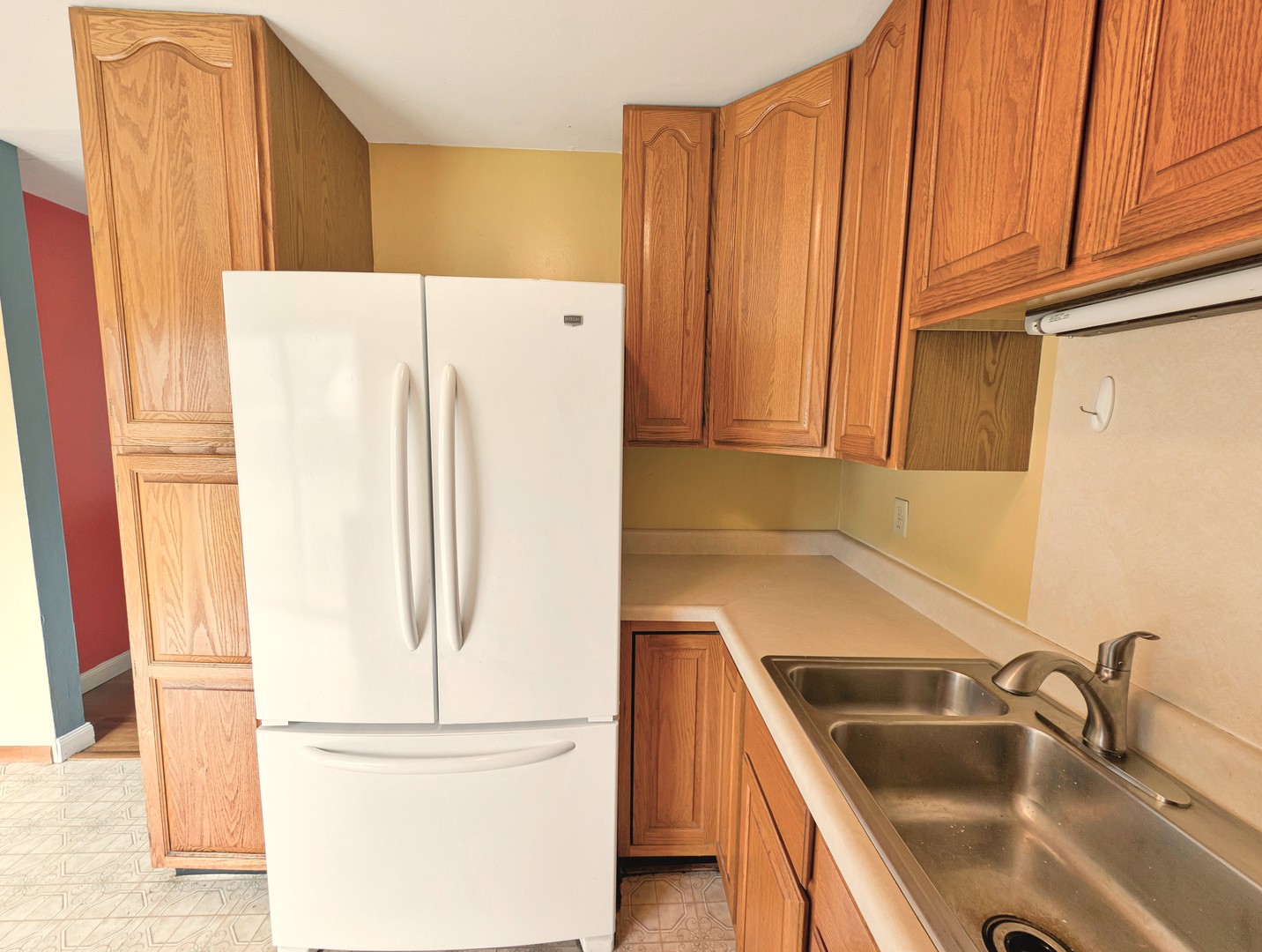 1203 Mount Vernon Drive, Bloomington, IL 61704