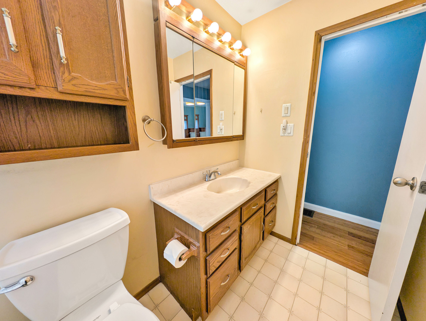 1203 Mount Vernon Drive, Bloomington, IL 61704