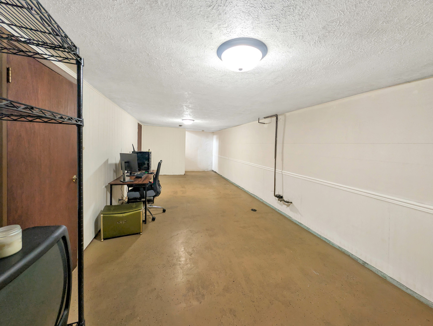 1203 Mount Vernon Drive, Bloomington, IL 61704