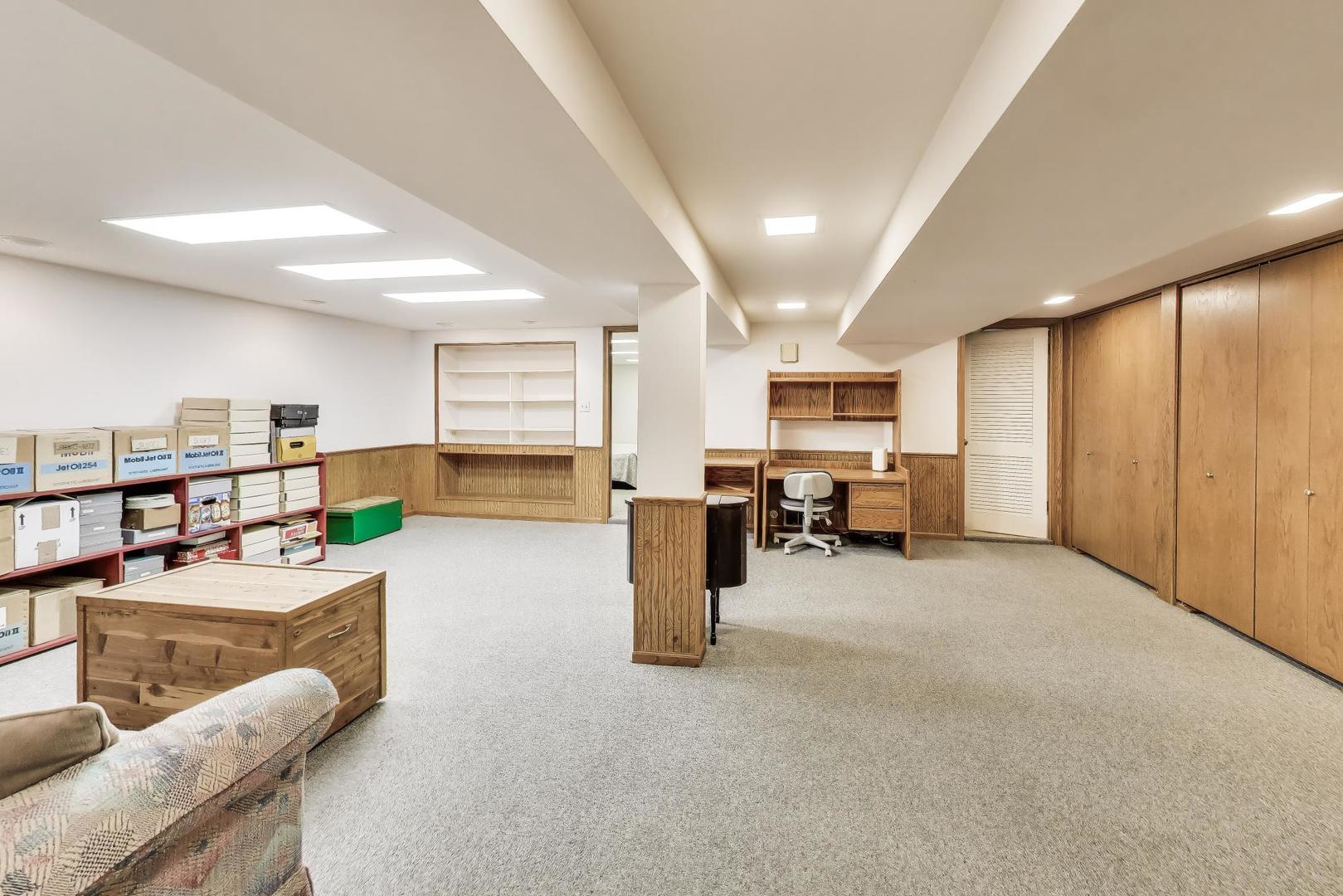 Des Plaines, IL 60016