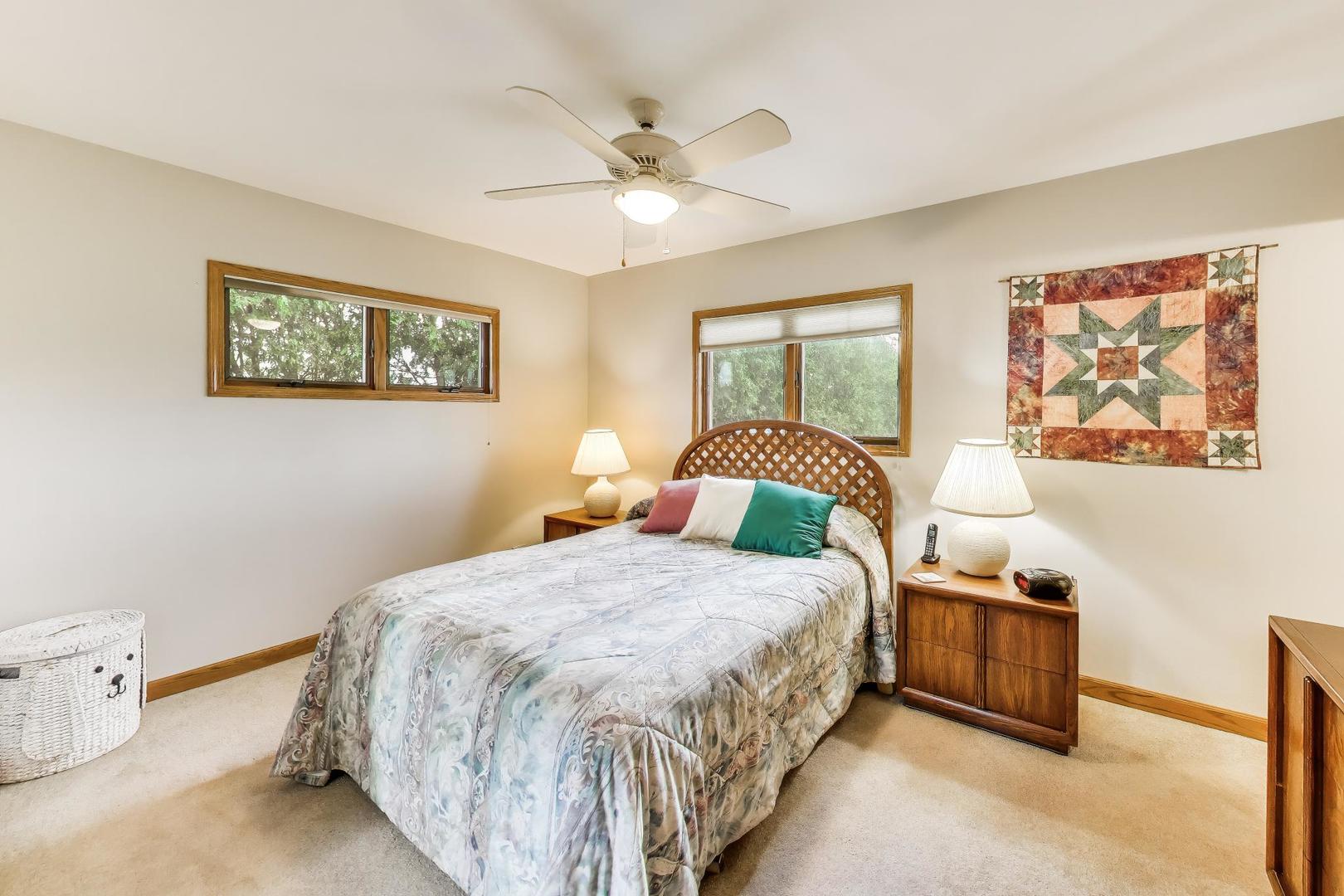 Des Plaines, IL 60016