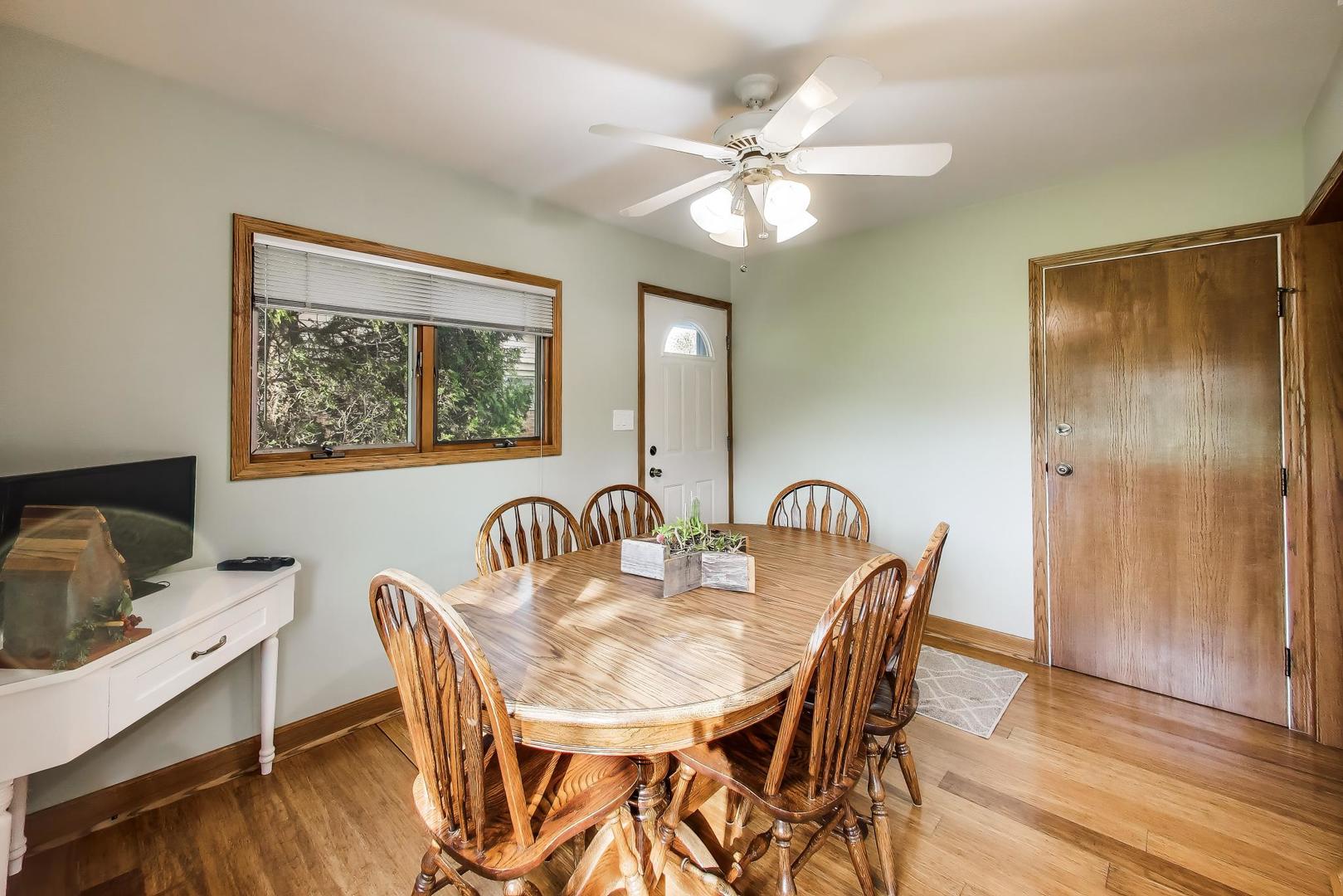 Des Plaines, IL 60016