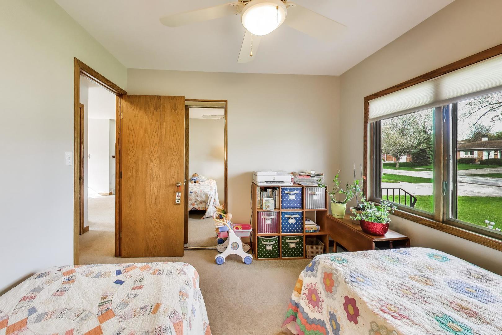 Des Plaines, IL 60016