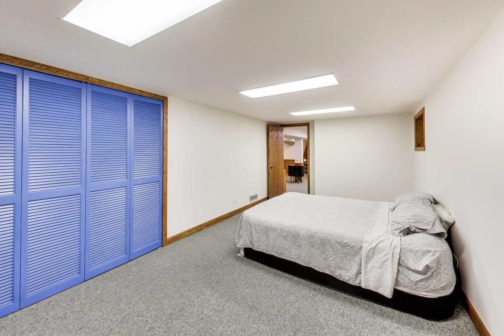 Des Plaines, IL 60016